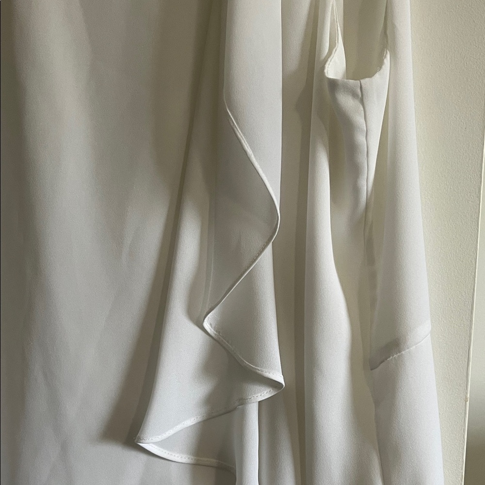 Chic White Ruffled Women's Blouse - Picture 2 of 8